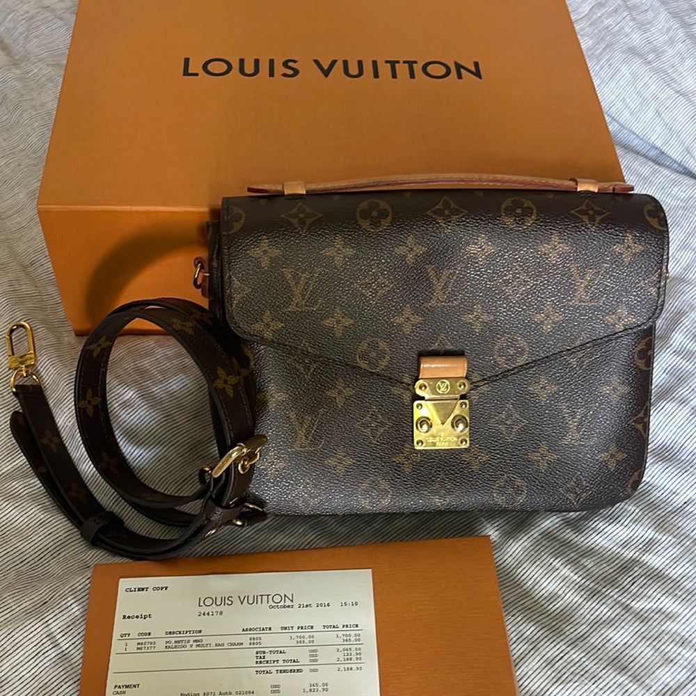 Authentic Louis Vuitton Métis Pouchette